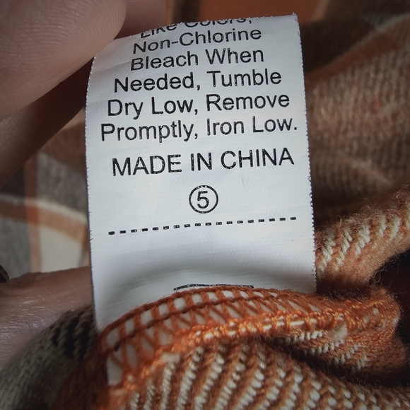 ROMANTIC HUT WOMEN'S PLAID SHACKET. - Picture 5 of 7